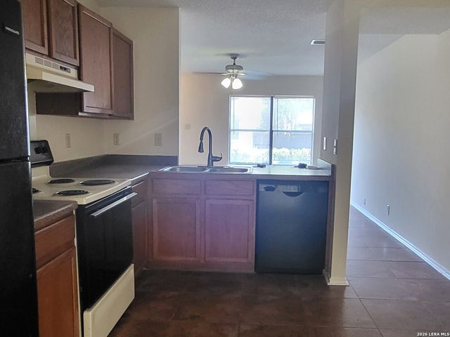 5006 KENTON RPDS, San Antonio, TX 78240
