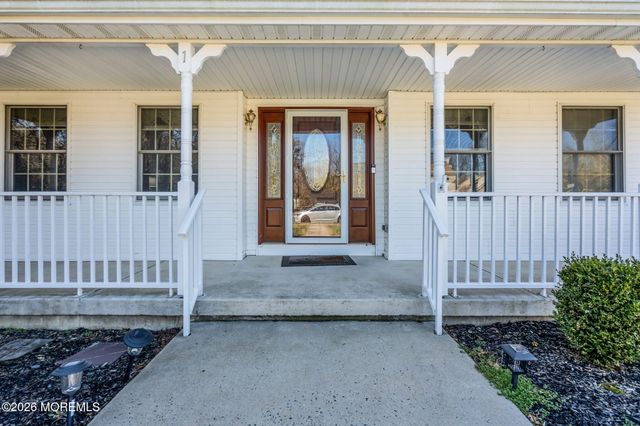 1 Wendy Court, Jackson, NJ 08527