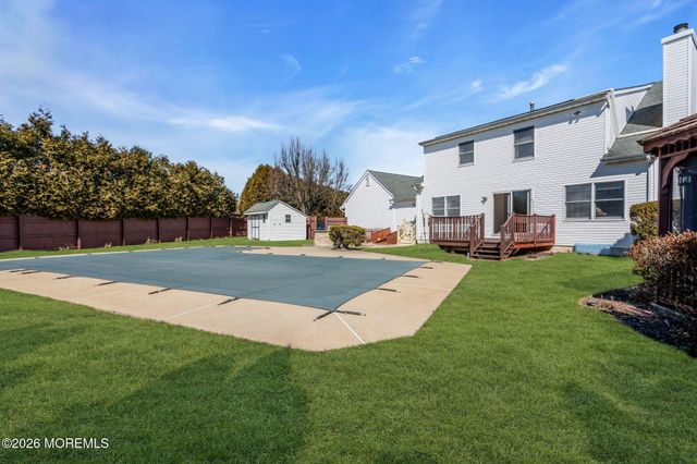 1 Wendy Court, Jackson, NJ 08527