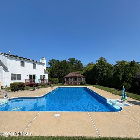 1 Wendy Court, Jackson, NJ 08527