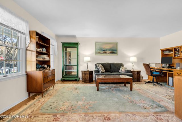 1 Wendy Court, Jackson, NJ 08527