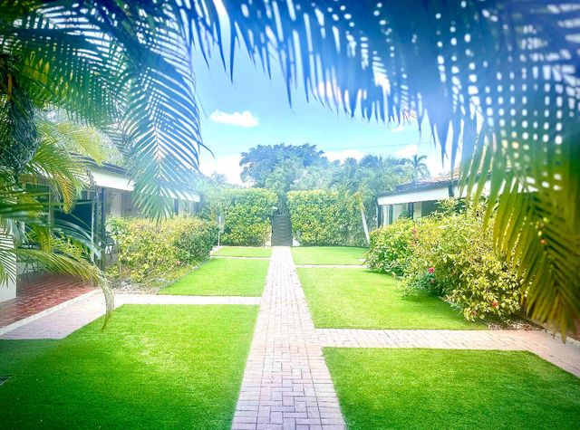630 NE 17th Way, Fort Lauderdale, FL 33304