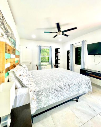 630 NE 17th Way, Fort Lauderdale, FL 33304