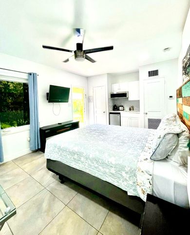 630 NE 17th Way, Fort Lauderdale, FL 33304