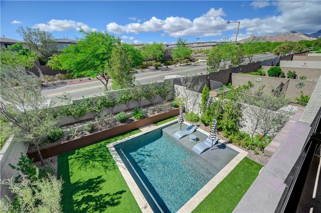 12463 Island Bells Avenue, Las Vegas, NV 89138