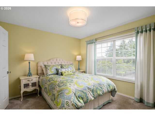 1758 Nw CAITLIN Ter, Portland, OR 97229