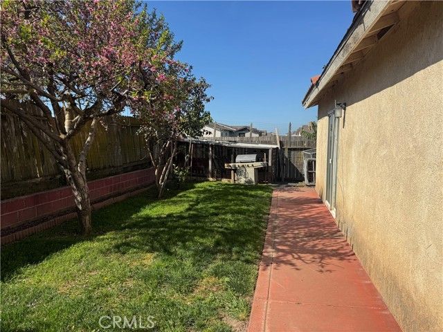 596 St Teresa Court, Merced, CA 95341