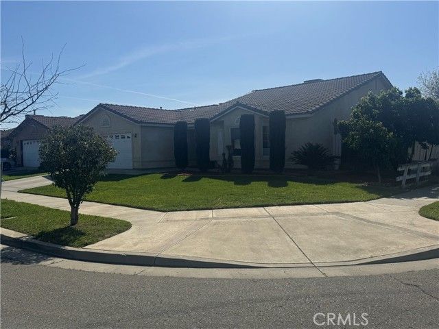 596 St Teresa Court, Merced, CA 95341