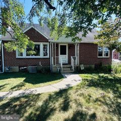 741 S RUSSELL ST, York, PA 17402