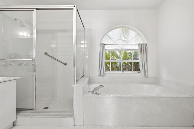 609 Verona Place, Weston, FL 33326