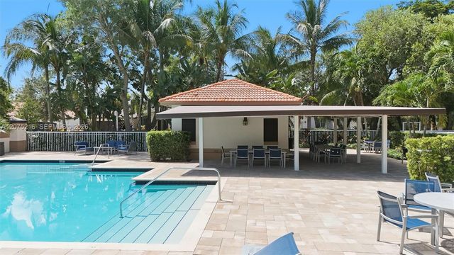 609 Verona Place, Weston, FL 33326