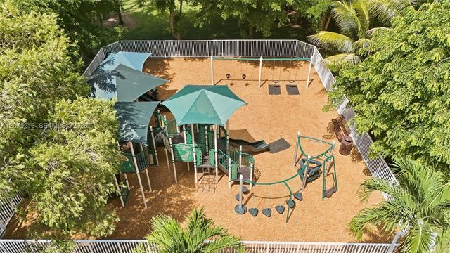 609 Verona Place, Weston, FL 33326