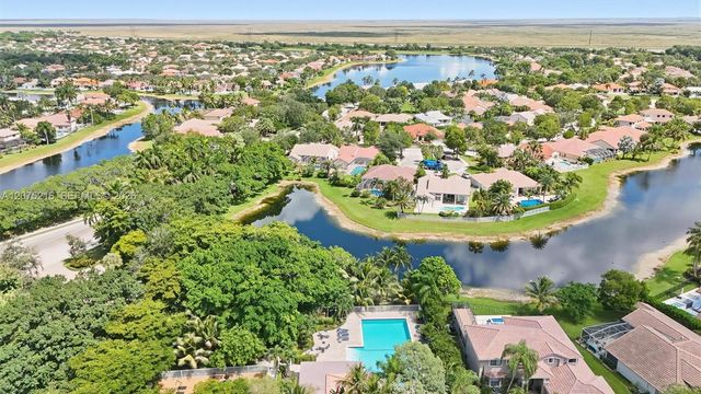 609 Verona Place, Weston, FL 33326