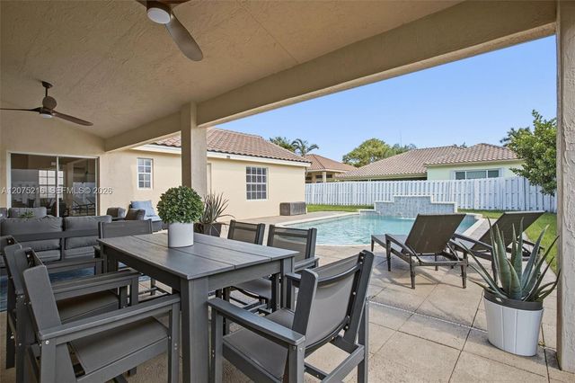609 Verona Place, Weston, FL 33326