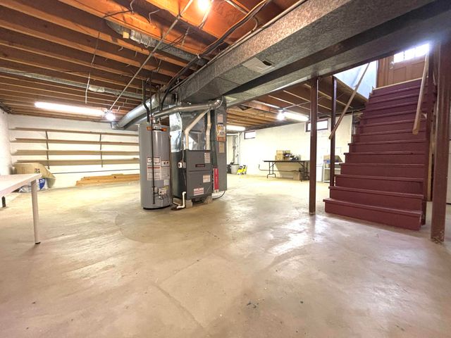 1385 Brandywine Road, Crown Point, IN 46307