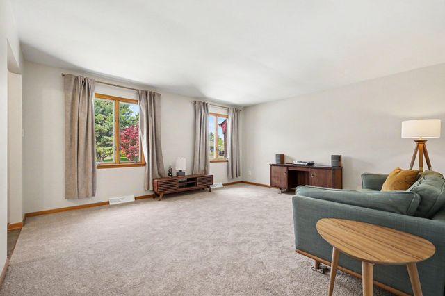 1385 Brandywine Road, Crown Point, IN 46307
