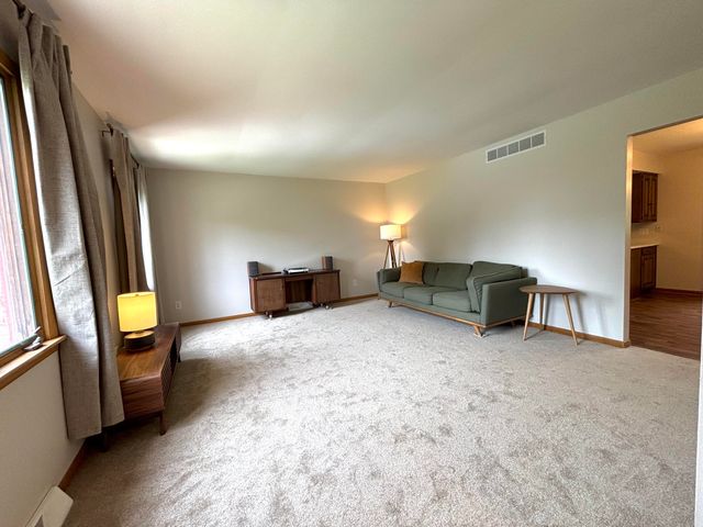 1385 Brandywine Road, Crown Point, IN 46307