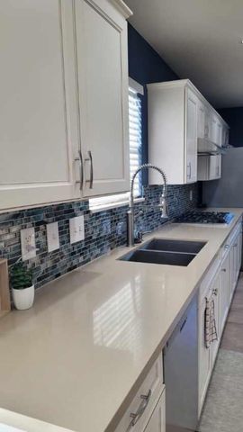 2111 Paintbrush Avenue, League City, TX 77573