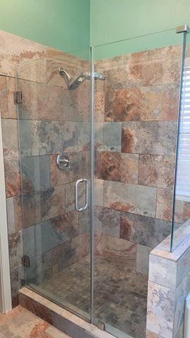 2111 Paintbrush Avenue, League City, TX 77573