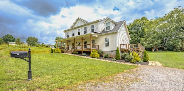 160 Ridge View Drive, Clyde, NC 28721