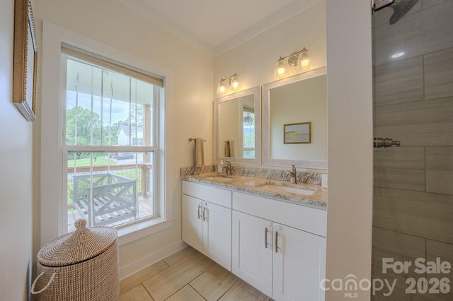 160 Ridge View Drive, Clyde, NC 28721