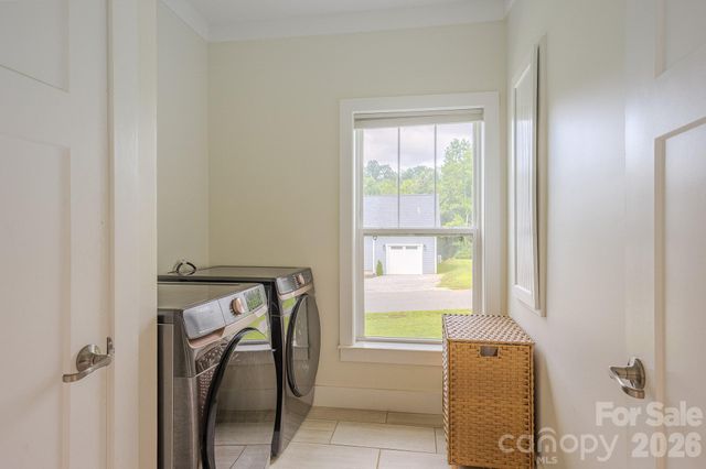 160 Ridge View Drive, Clyde, NC 28721