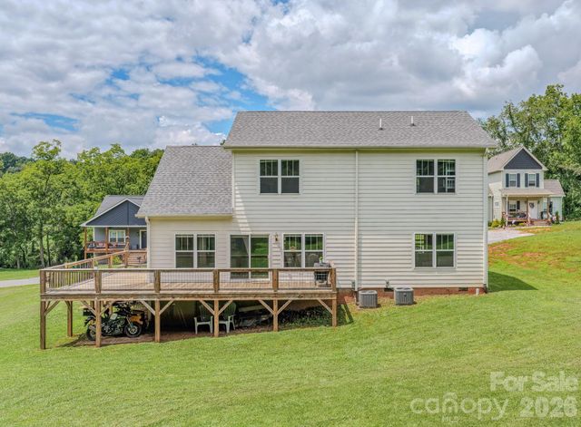 160 Ridge View Drive, Clyde, NC 28721