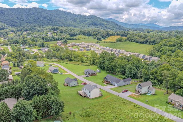 160 Ridge View Drive, Clyde, NC 28721