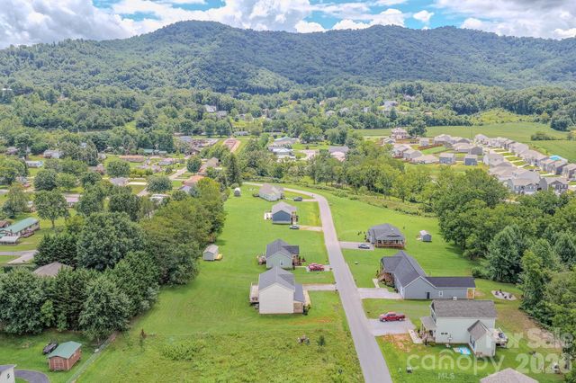 160 Ridge View Drive, Clyde, NC 28721