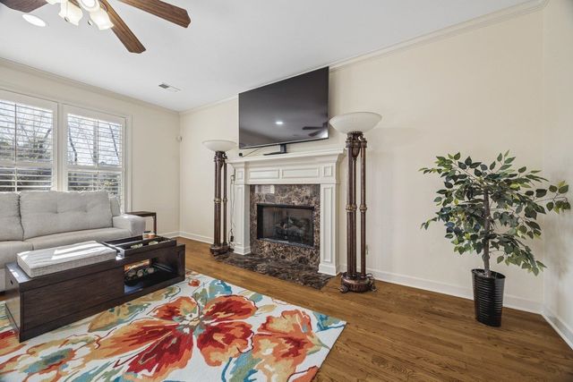 1854 ALMADALE FARMS PKY, Collierville, TN 38017