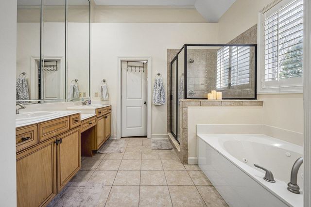 1854 ALMADALE FARMS PKY, Collierville, TN 38017