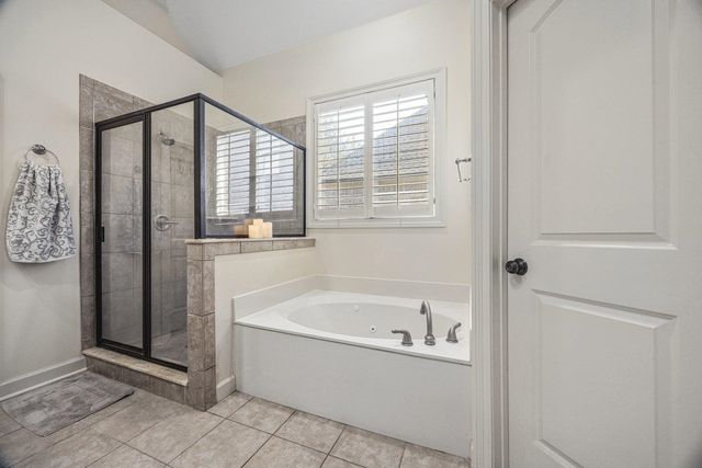 1854 ALMADALE FARMS PKY, Collierville, TN 38017