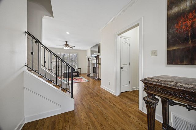 1854 ALMADALE FARMS PKY, Collierville, TN 38017