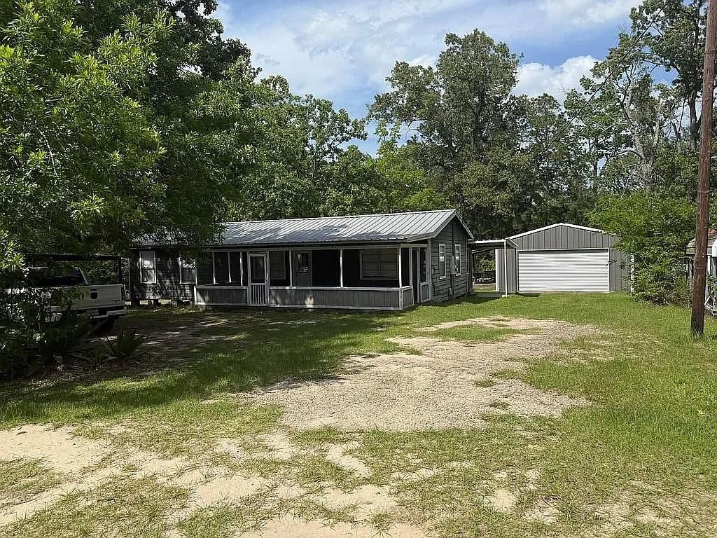 237 Havard Street, Zavalla, TX 75980
