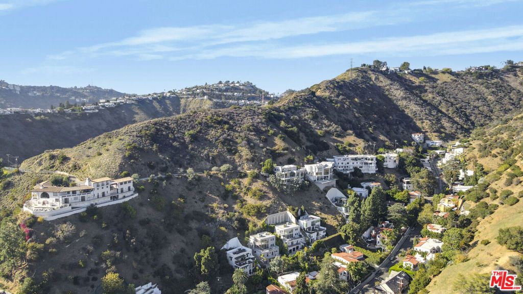 Image 48 of property listing at 1929 N Curson Place, Los Angeles, CA 90046