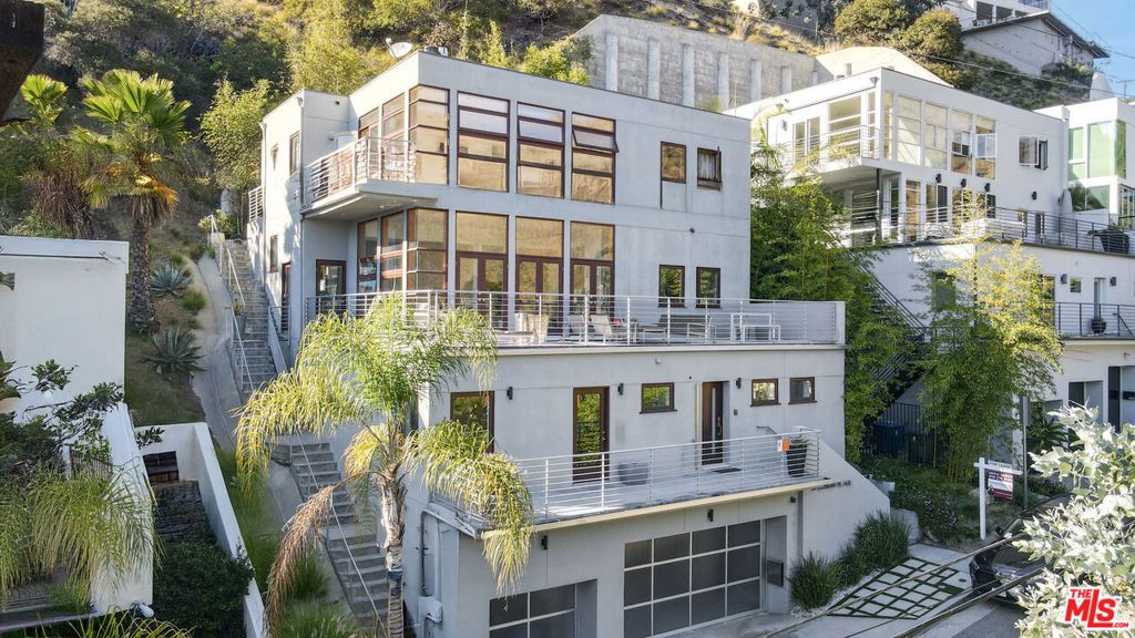 Image 50 of property listing at 1929 N Curson Place, Los Angeles, CA 90046