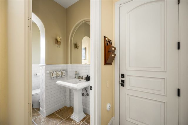 3222 Clay Street, Newport Beach, CA 92663