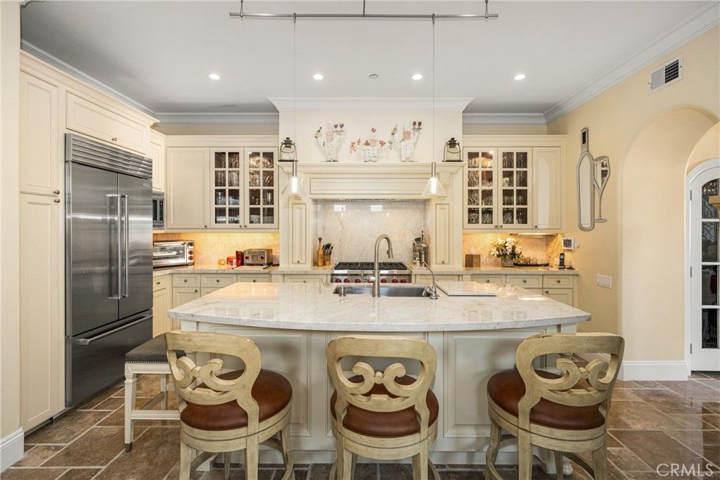 Image 11 of property listing at 3222 Clay Street, Newport Beach, CA 92663