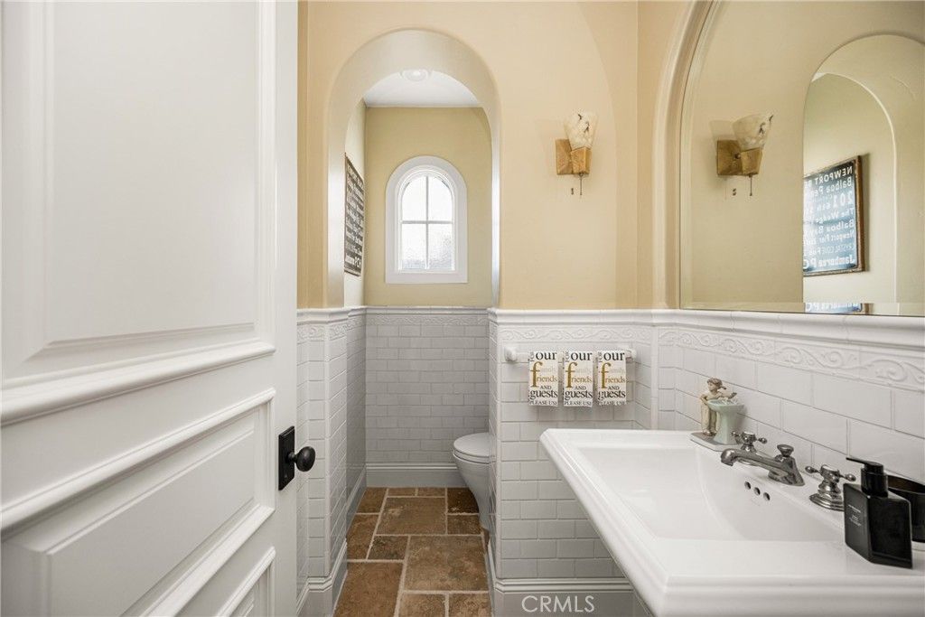 Image 14 of property listing at 3222 Clay Street, Newport Beach, CA 92663