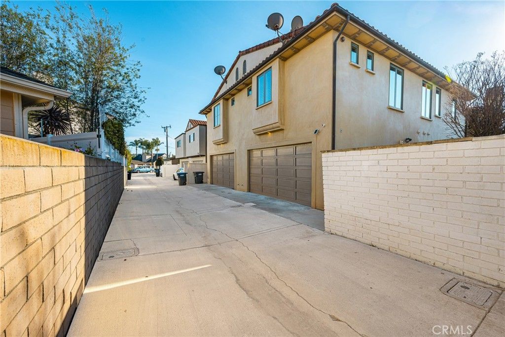 Image 45 of property listing at 3222 Clay Street, Newport Beach, CA 92663