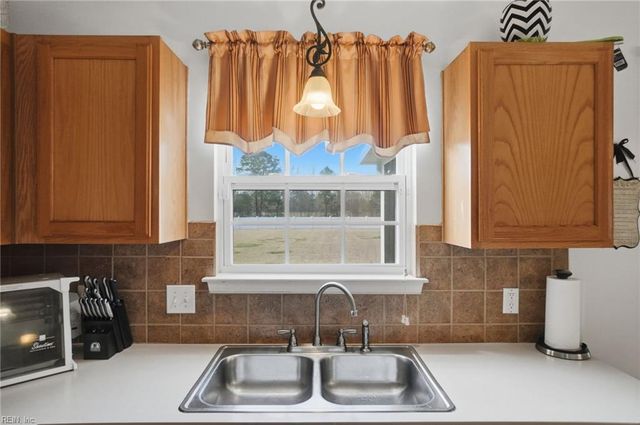 115 Dock Landing LOOP, South Mills, NC 27976