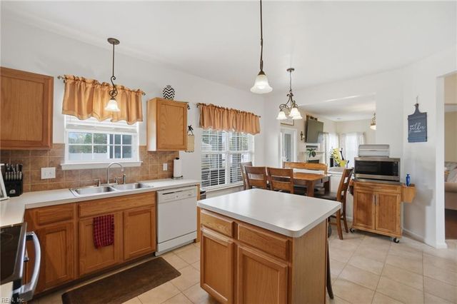 115 Dock Landing LOOP, South Mills, NC 27976