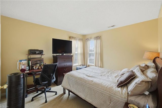 115 Dock Landing LOOP, South Mills, NC 27976