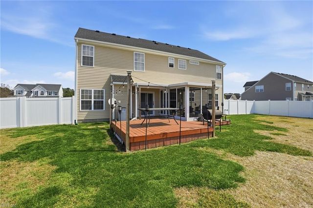 115 Dock Landing LOOP, South Mills, NC 27976