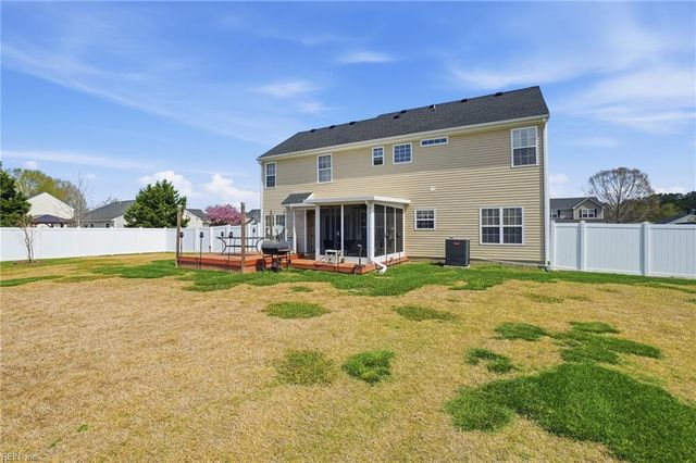 115 Dock Landing LOOP, South Mills, NC 27976