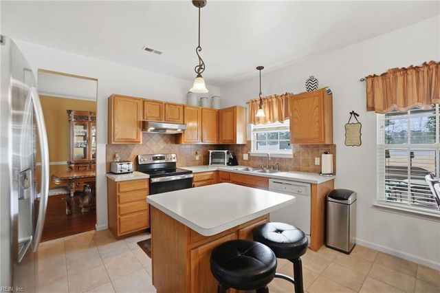 115 Dock Landing LOOP, South Mills, NC 27976