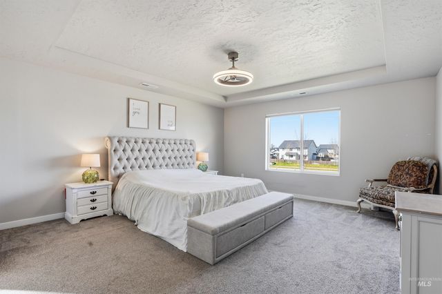 571 Dunmore Ave, Middleton, ID 83644