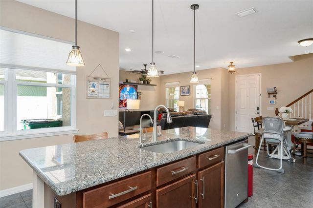 32630 COLDWATER CREEK LOOP, Wesley Chapel, FL 33545