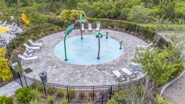 32630 COLDWATER CREEK LOOP, Wesley Chapel, FL 33545