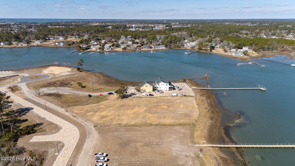 Image 8 of property listing at 109 Sanctuary Drive, Beaufort, NC 28516